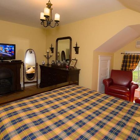 Talwood Manor B&B Порт-Колборн Экстерьер фото