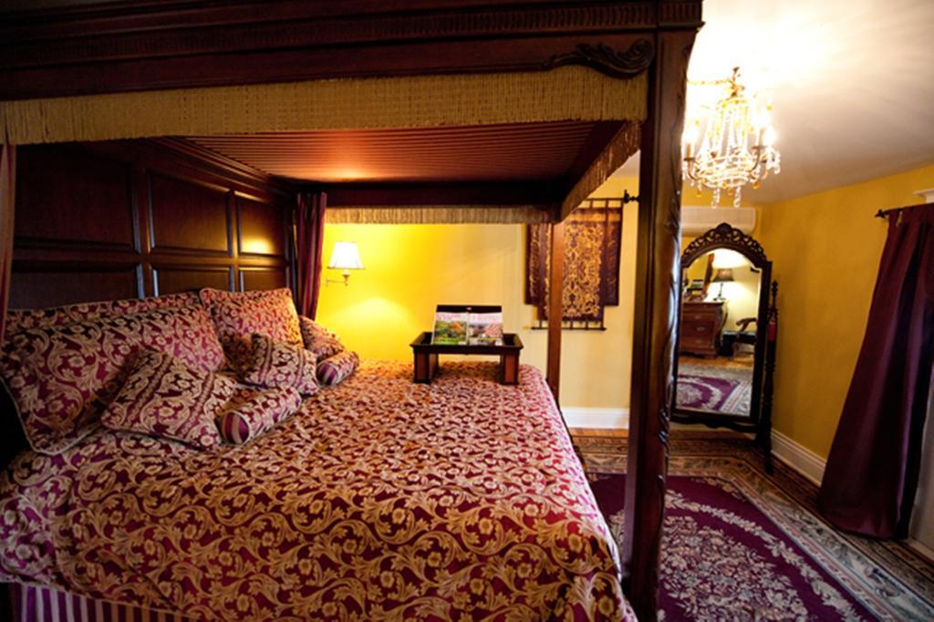 Talwood Manor B&B Порт-Колборн Номер фото